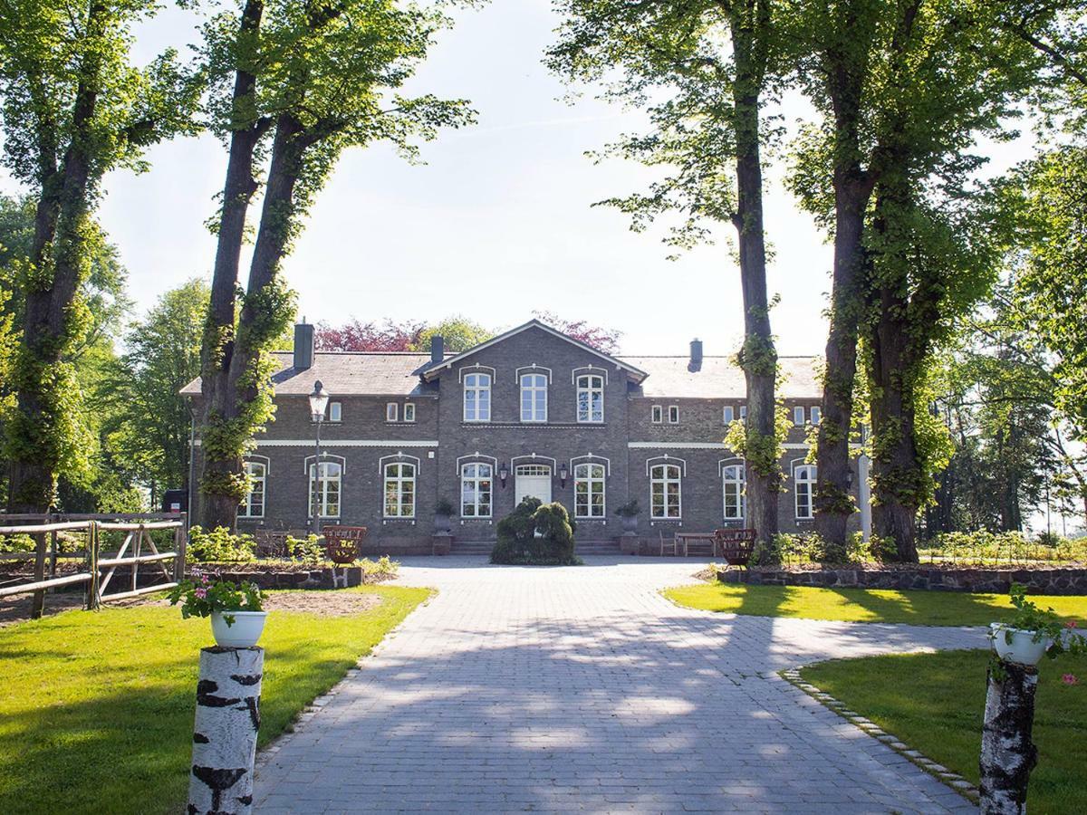 Herrenhaus Gut Neuruppersdorf Timmendorfer Strand Exteriér fotografie